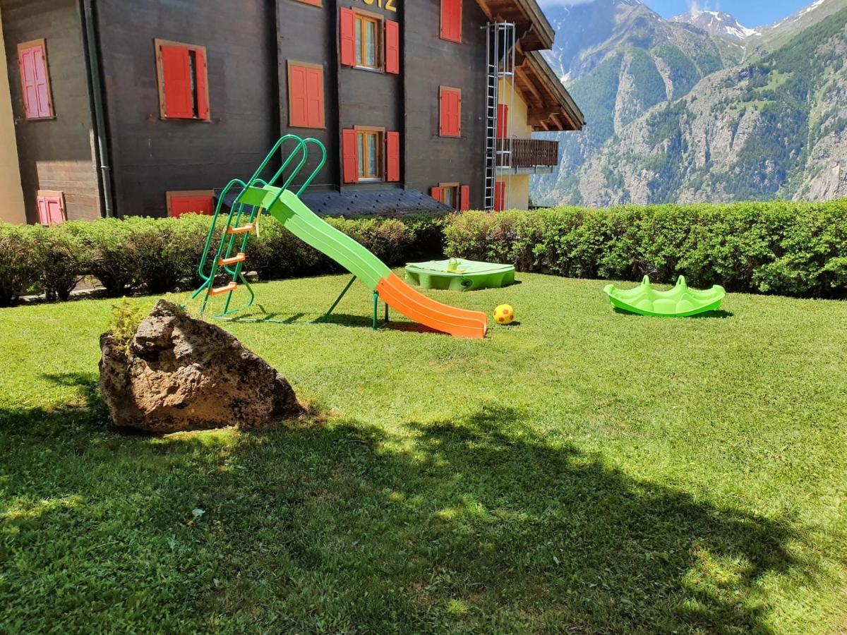 Chalet Schneevogul Grachen Bagian luar foto