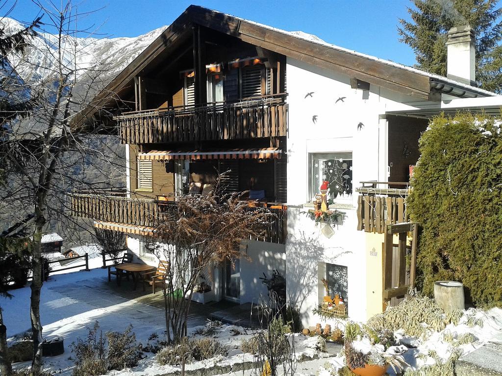 Chalet Schneevogul Grachen Bagian luar foto
