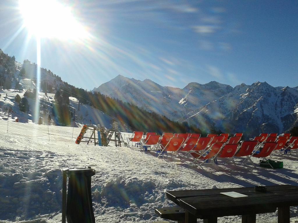 Chalet Schneevogul Grachen Bagian luar foto
